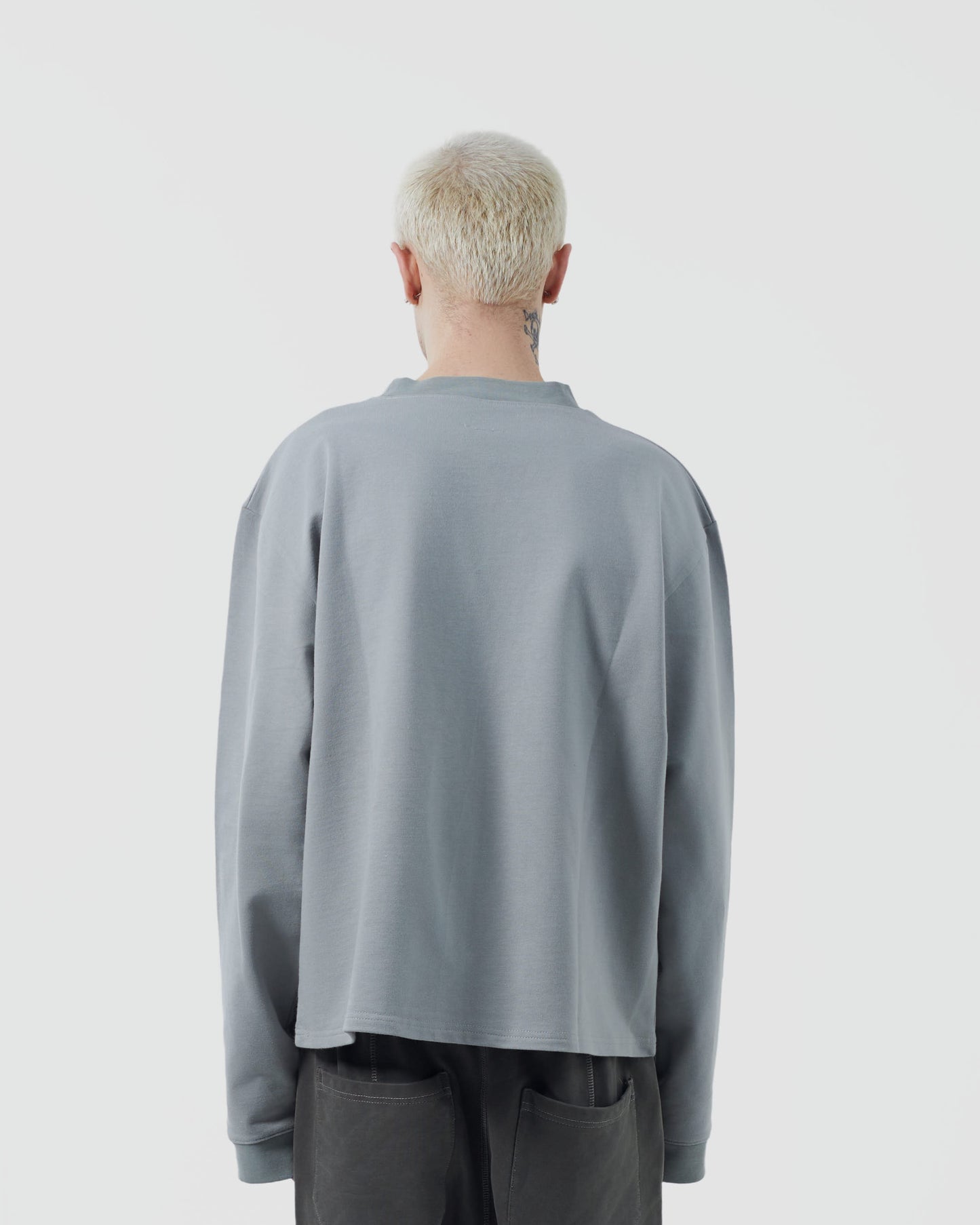TONAL LONG SLEEVE GREY