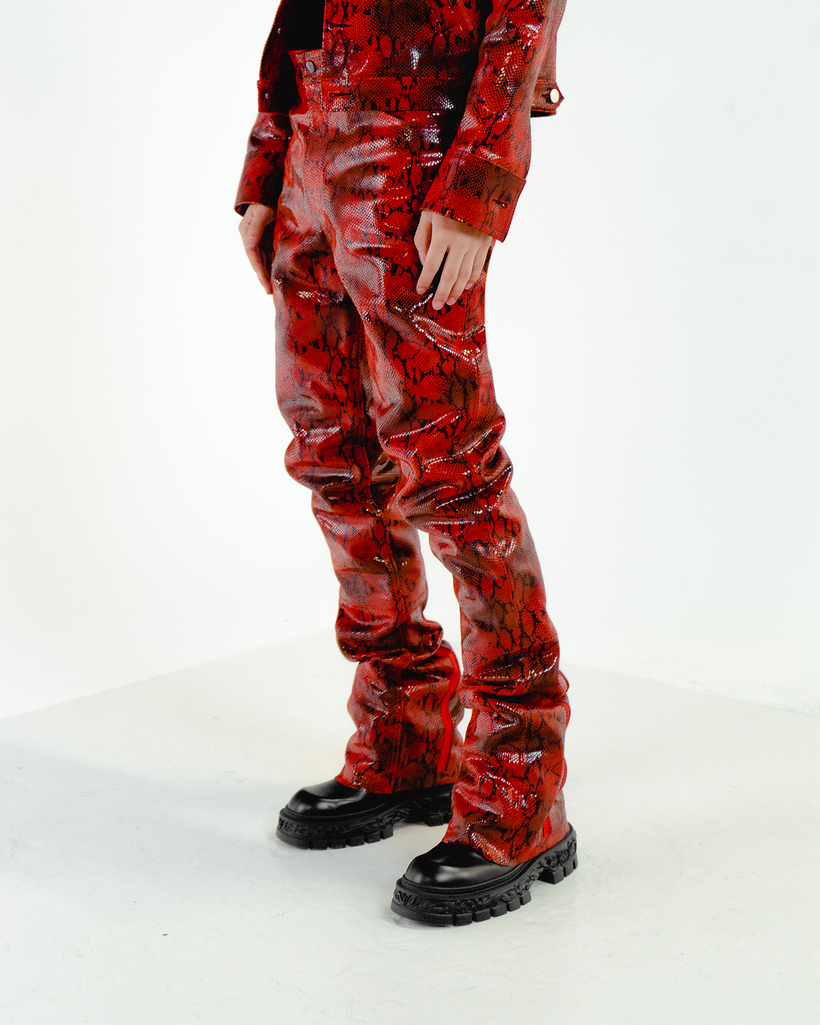 Red camo 2025 snowboard pants