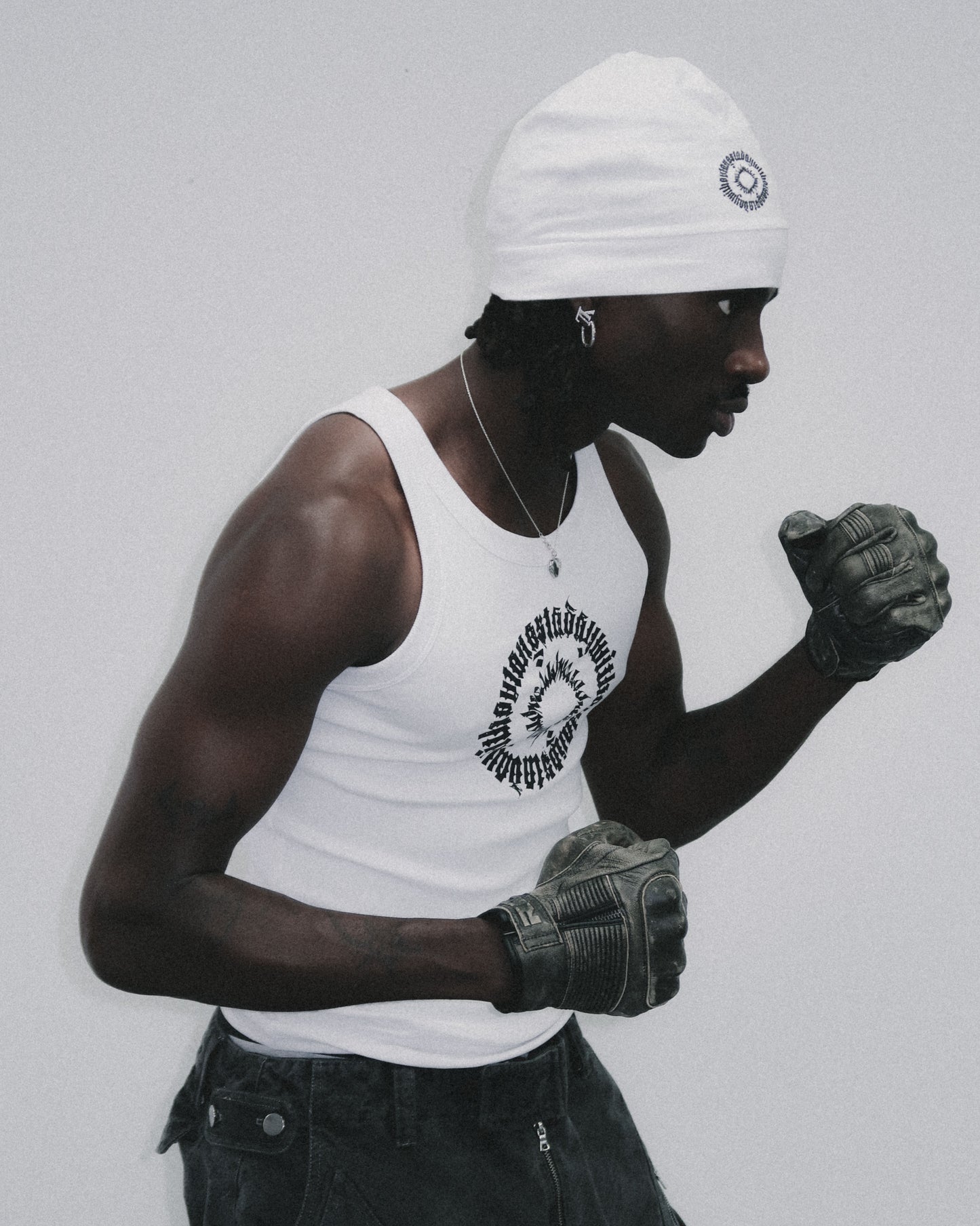 SKULL BEANIE WHITE
