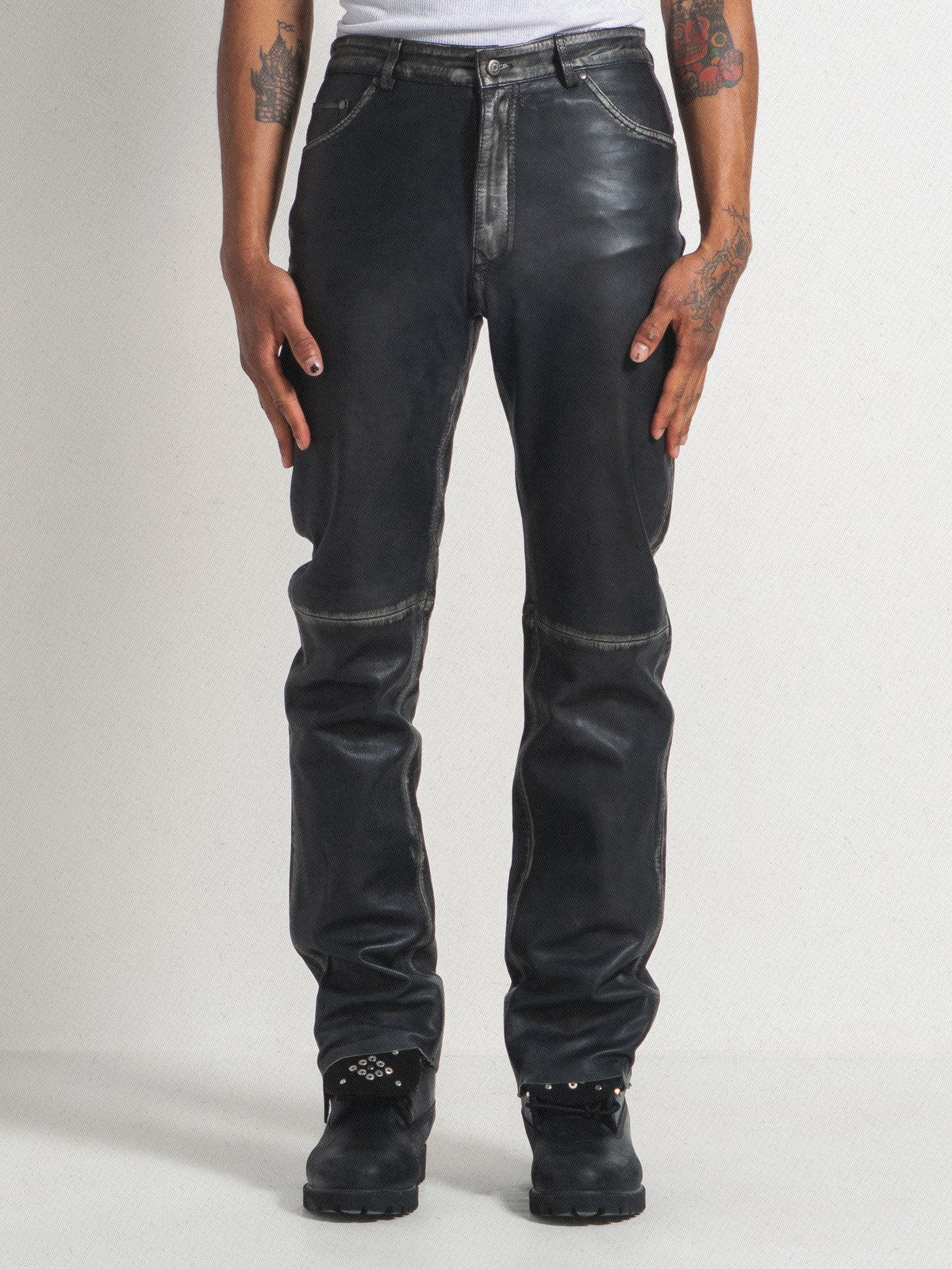 BLACK LEATHER TROUSERS